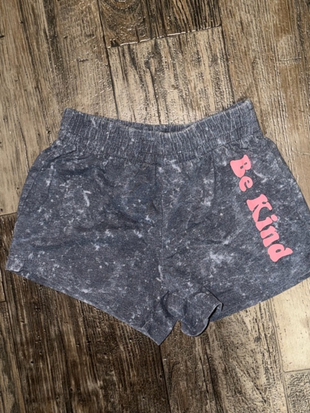wonder nation Gray Wash-Effect Shorts with Pink "Be Kind" Graphic